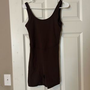 ARITZIA TNA ROMPER